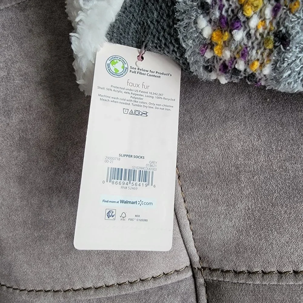 NWT Secret Treasures Colossal Cozy Striped Slipper Socks Size L